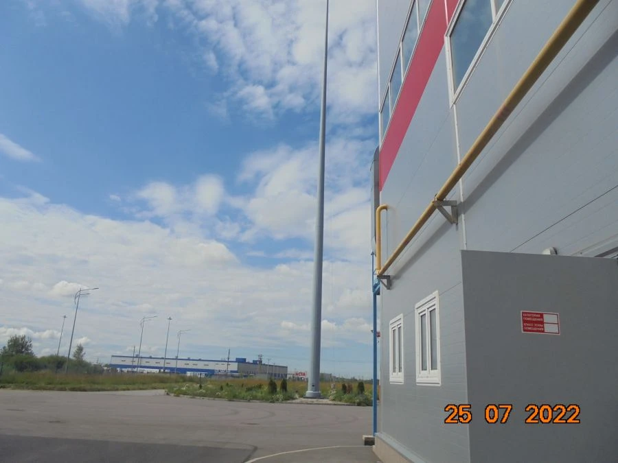 FL Type Flagpole - Durable and Lightweight Design