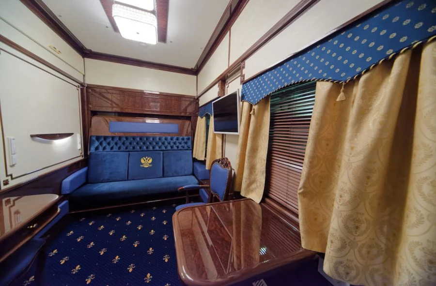 Passenger Compartment Car Model 61-4466 for Russian Railways