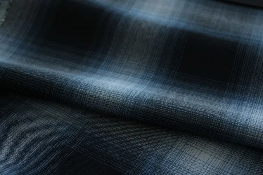 Wool Blend Suiting Fabric 06с22с-ДЯ, Color 235-25