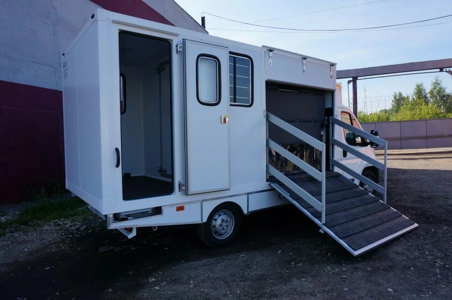 Animal Transport Vehicle Type 37123, Model 37123J