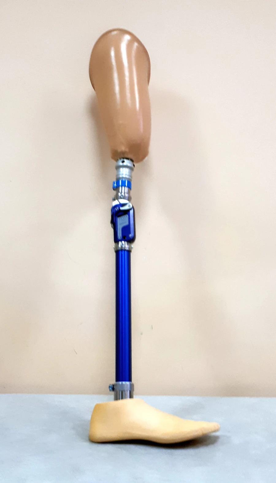 Bathing Prosthesis for Lower Leg Amputation