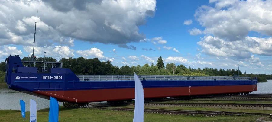 Non-self-propelled Barge Platform for Mineral and Construction Cargo Transport