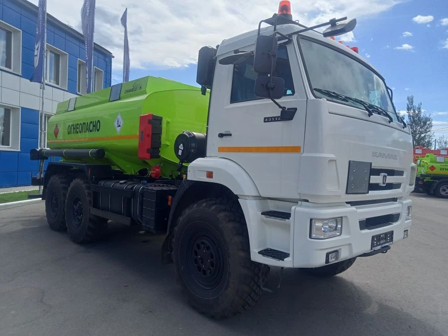 KAMAZ底盘油罐车 AC-11 TK266010