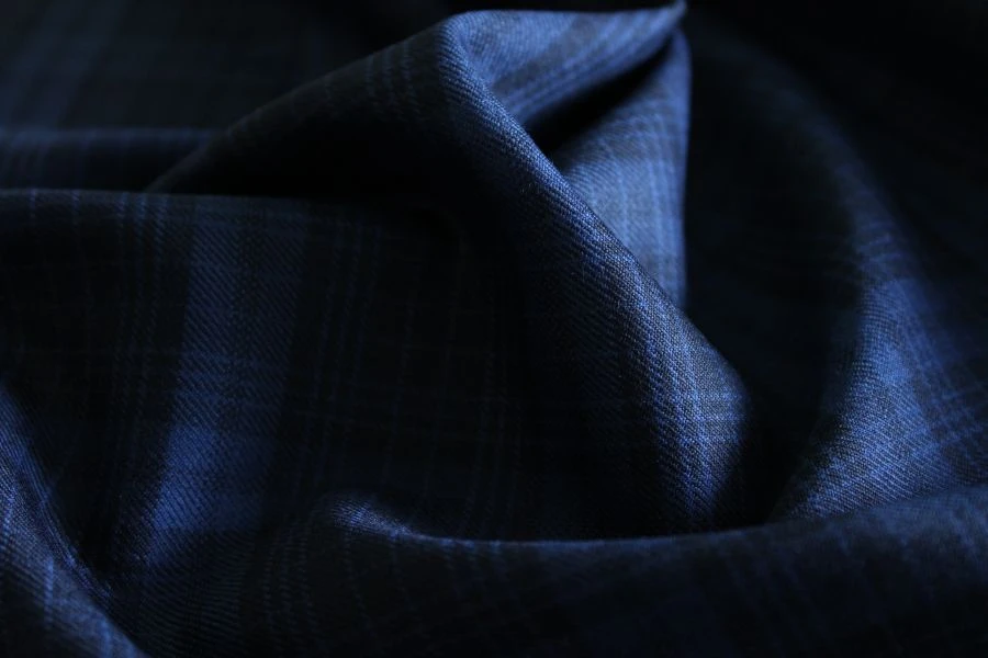 Half-Wool Suiting Fabric 19c77cAR-DY, Color 15-13