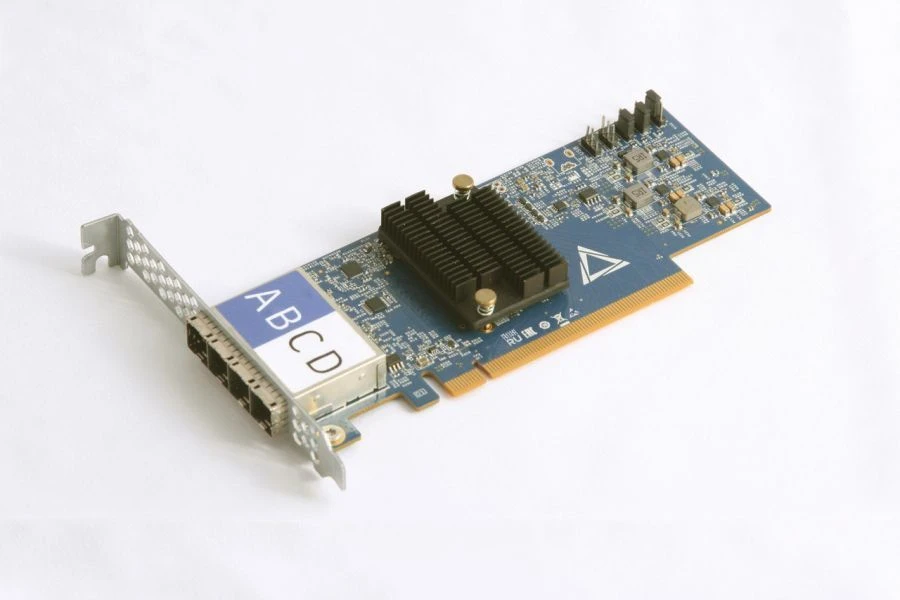 Delta Retimer Gen4 PCIe Card for Enhanced Server Functionality