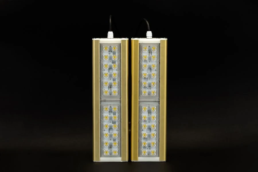 LED Spotlight GOLD, Console K-2, 3000K, 106W, 12°