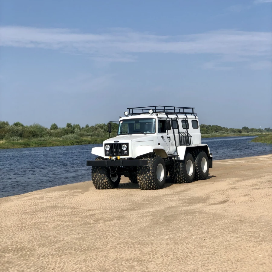 Wheel Snow and Swamp Vehicle ZVM-39083 "Veya