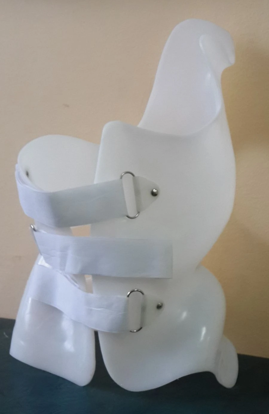 Functional Corrective Corset for Spine Alignment