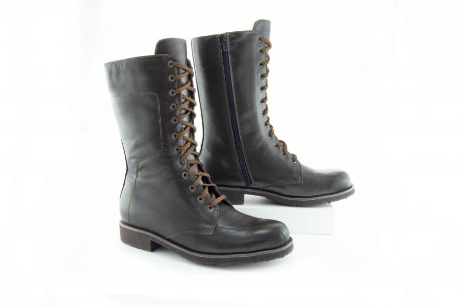 Custom Orthopedic Boots with Insulated Lining