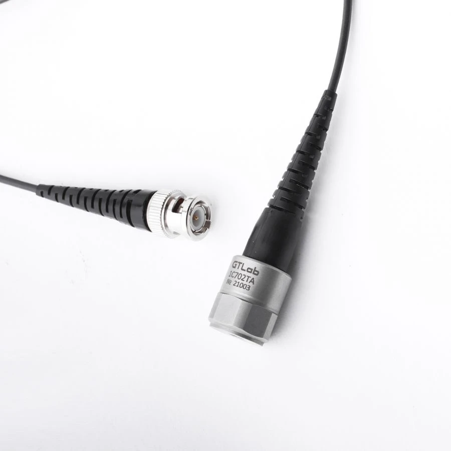 Underwater Accelerometer with Charge Output 1C702TA