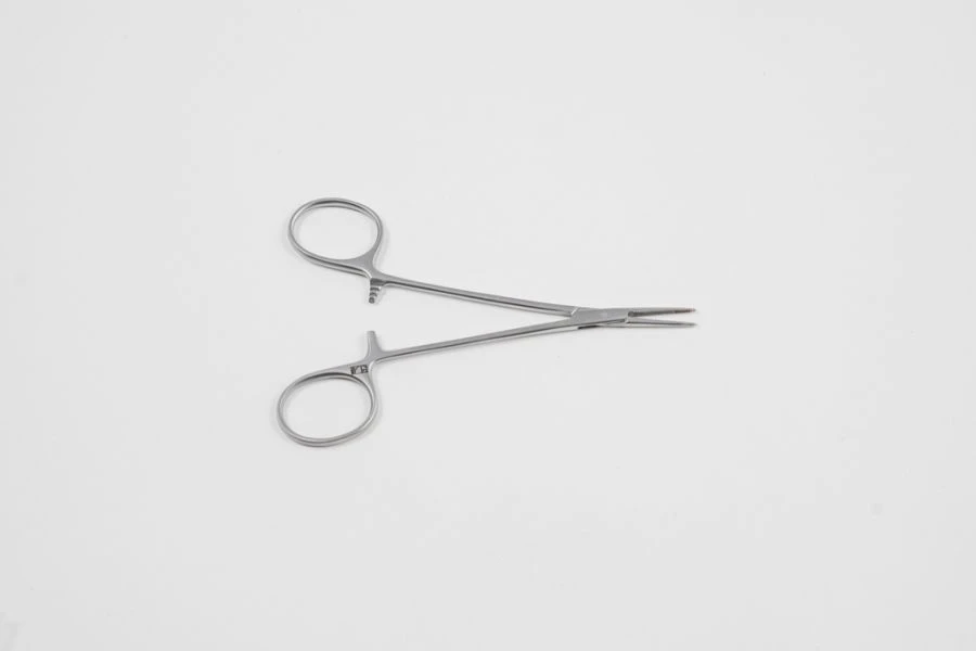 Mosquito Hemostatic Clamp for Newborns, 125mm, Model VZ-Z-120