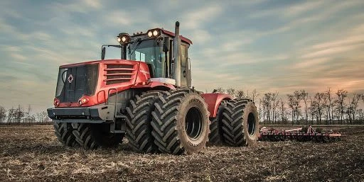 Kirovets K-743 Premium Agricultural Tractor 435HP