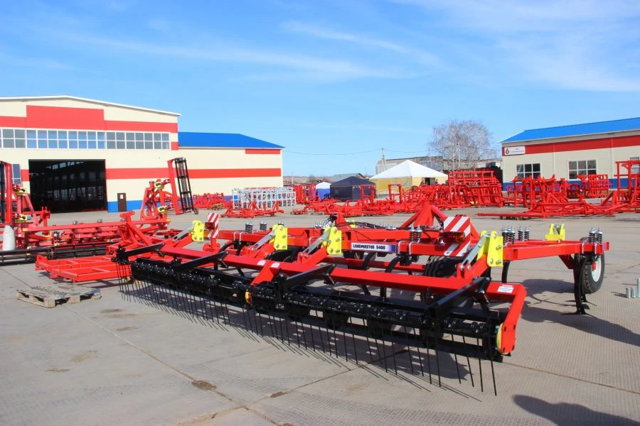 Landmaster-5400 Cultivator for Soil Processing