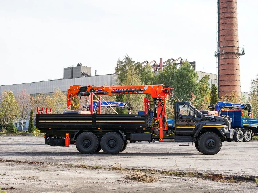 Multi-functional Vehicle with Hydraulic Crane MKMA on URAL 5557 Base U0k04N-5L600