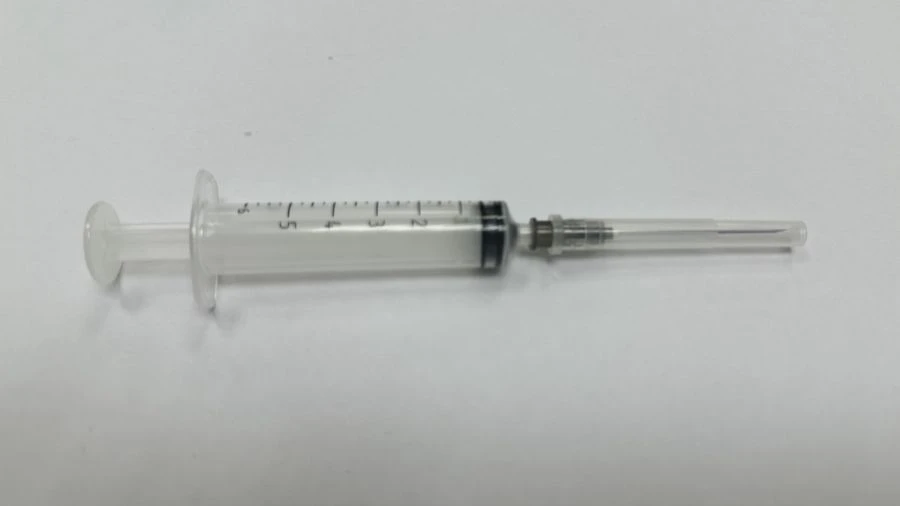Sterile Single-Use 5ml Luer Lock Syringe with Needle