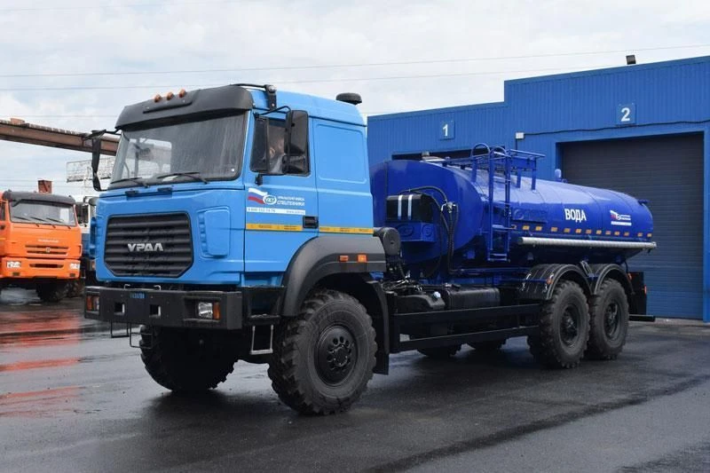 食品液体罐车 UZST02 型号 6620-34