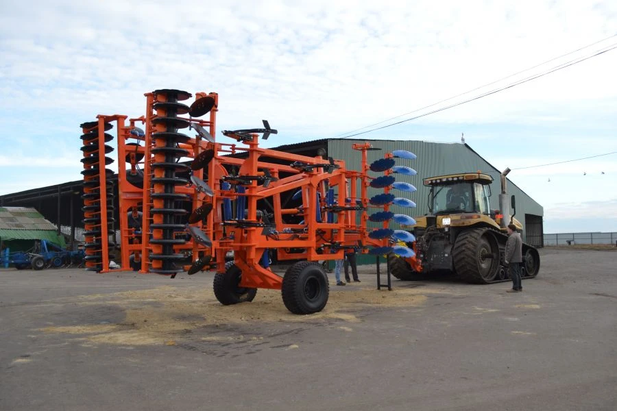 Universal Disc-Chisel Aggregate ADU-4Ch