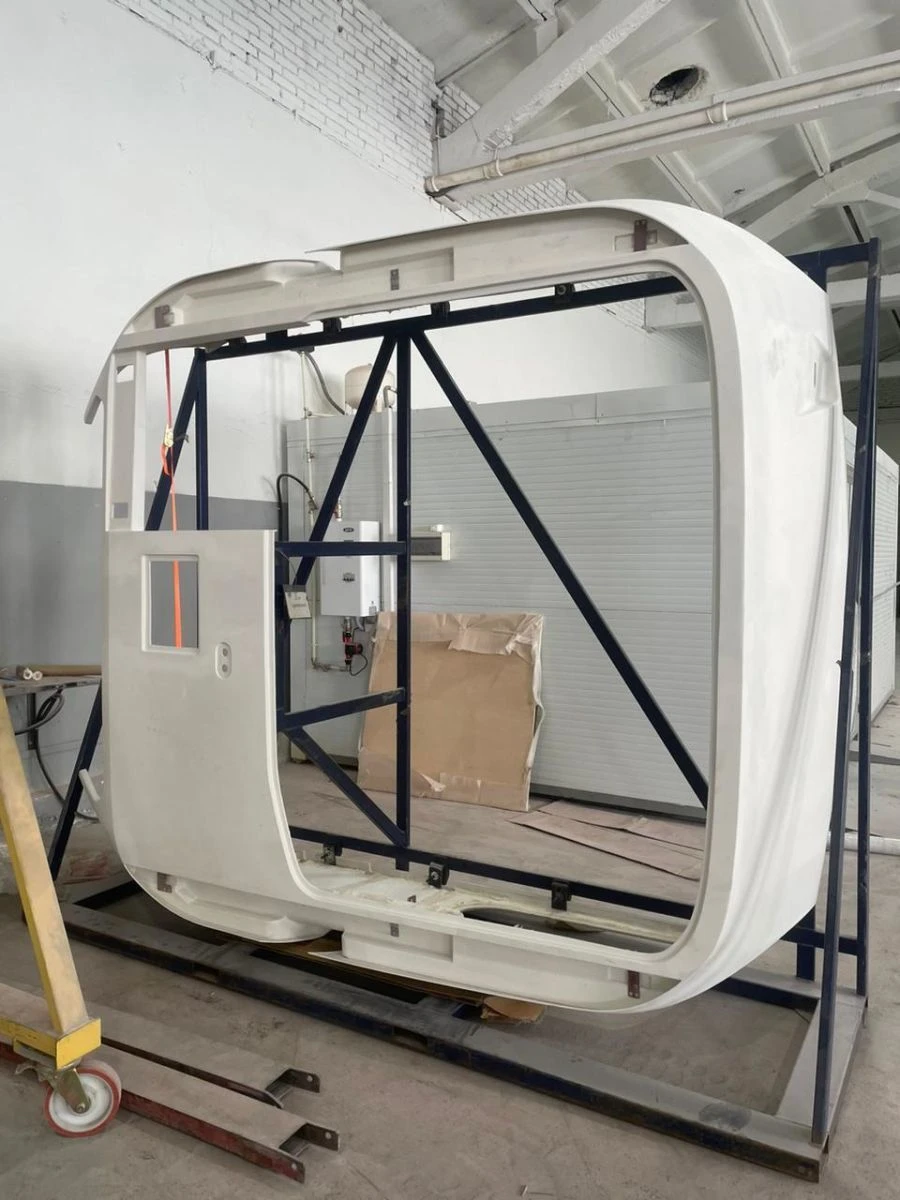 Front Part of Metro Train Head Mask - EЛЕП.667321.001ГЧ