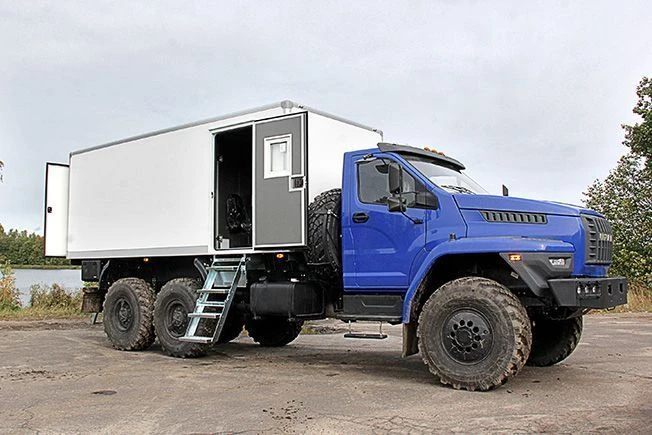 Diesel Truck 6YN31 Engine 6Y121E on Ural 4320 Chassis