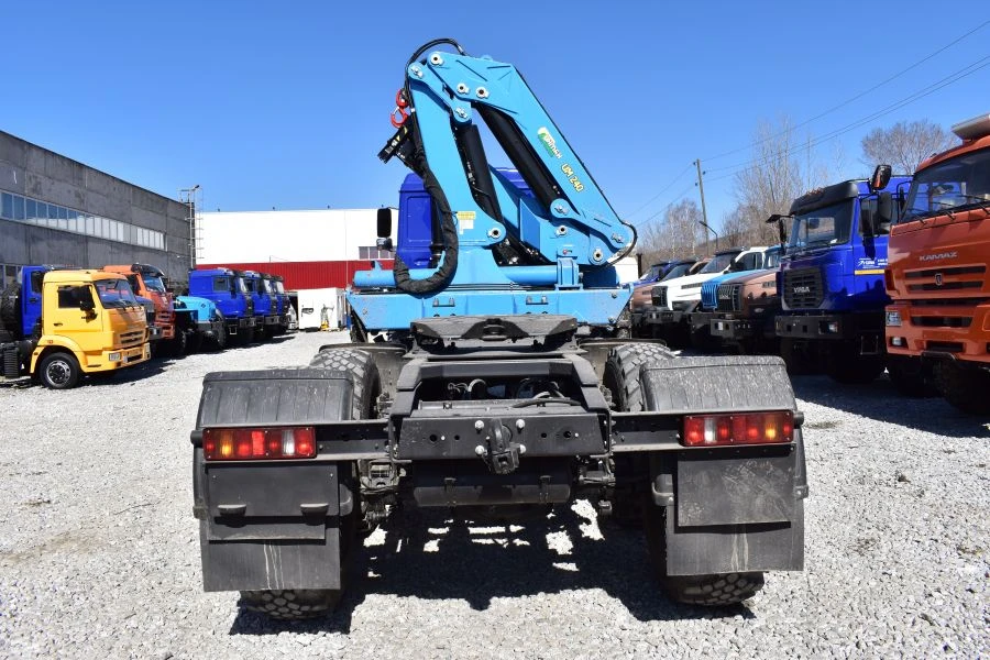 Special Truck Tractor with Crane Manipulator, Ural 44202-5311-70/72/74, Model G
