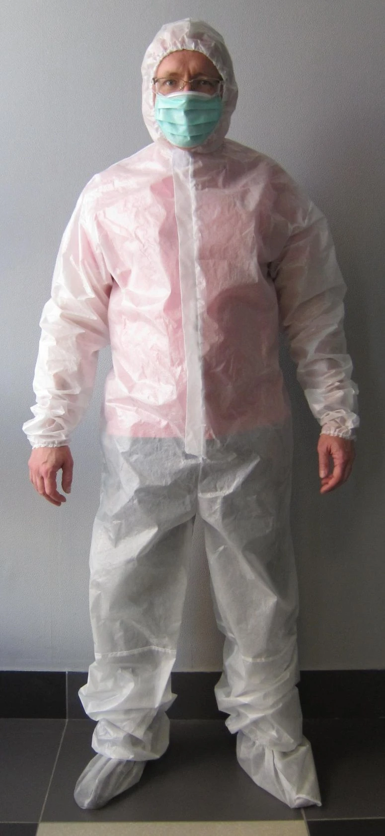 Disposable Non-Sterile Protective Isolation Kit No. 1