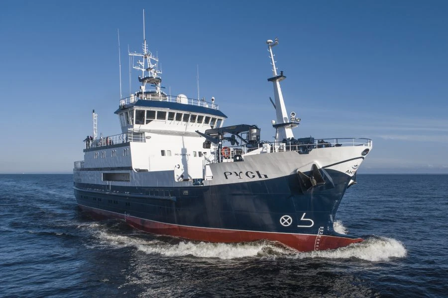Crab Fishing Vessel Project 03070 for Specialized Bottom Fishing