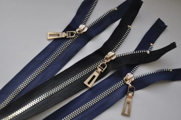 Durable Molded Plastic Zipper Fastener