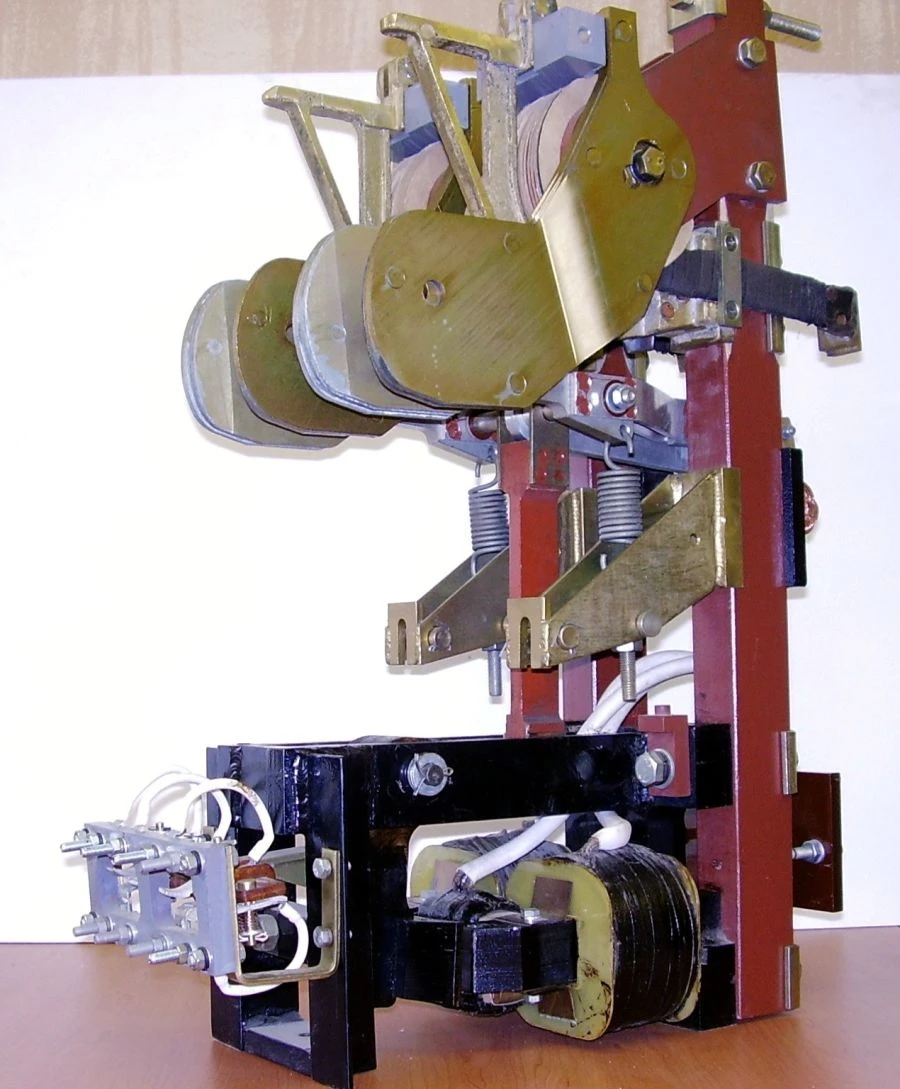 KMB-3.12 Contactor for High Voltage Applications