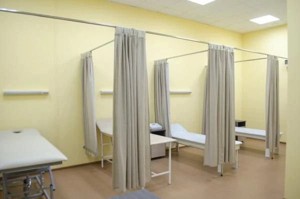 Multi-layer Barrier Fabric Curtain for Physiotherapy Rooms and Hospitals