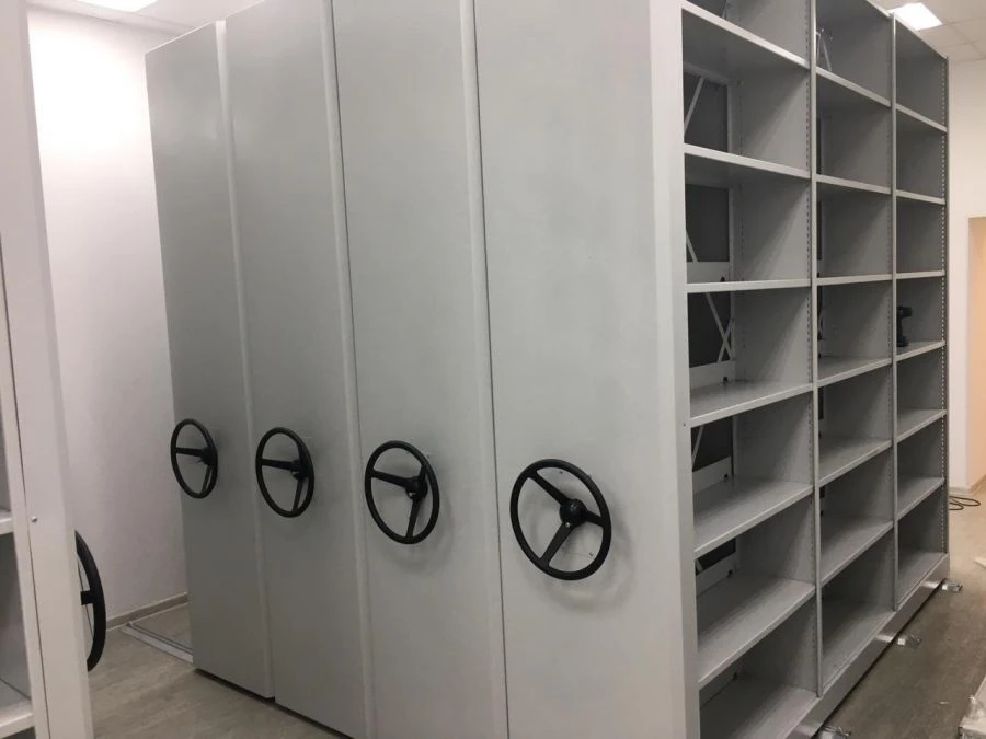 Mobile Two-Sided Shelving Unit for Versatile Storage