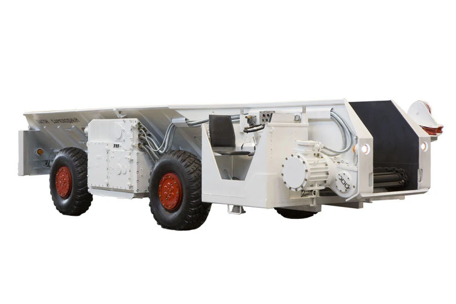 Self-Propelled Freight Wagon V15M Pneumatic Wheel Mining Transport