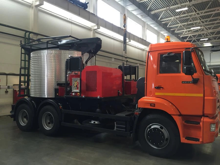 ED 405-01 Combined Road Machine on KAMAZ 65115 Chassis