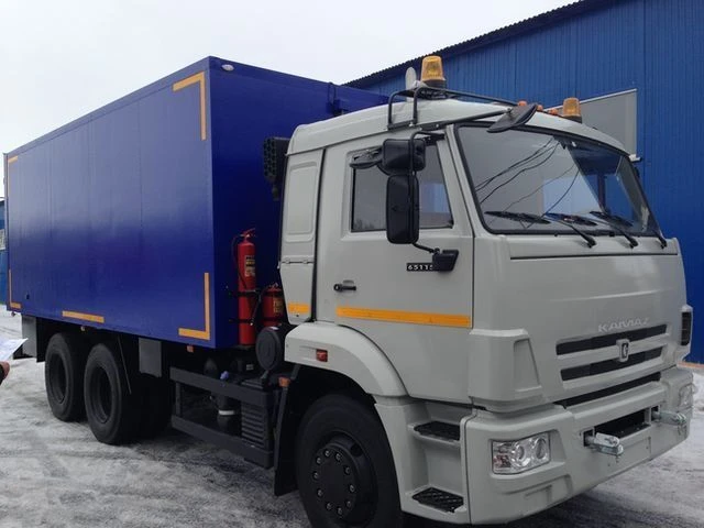 شاحنة خاصة على هيكل كاما لنقل المتفجرات - كاما 018/2011/TRCU-3axle-102