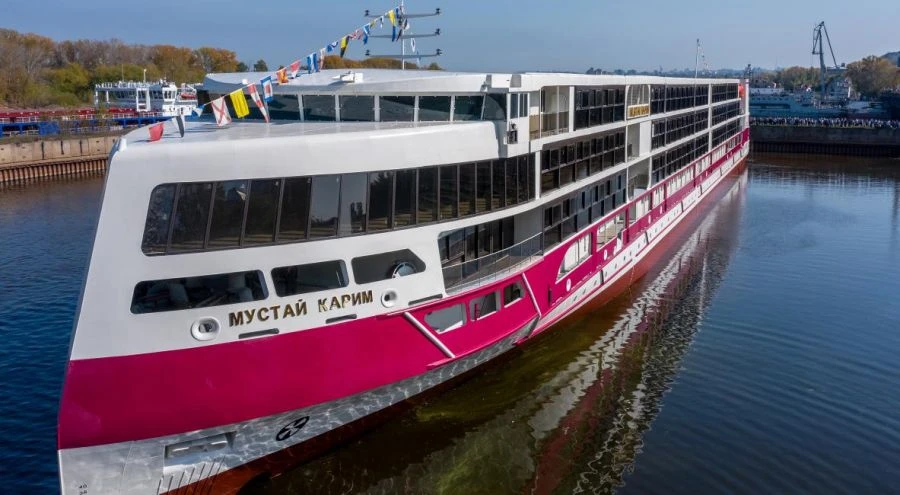 River Cruise Passenger Ship with Capacity for 342 Passengers