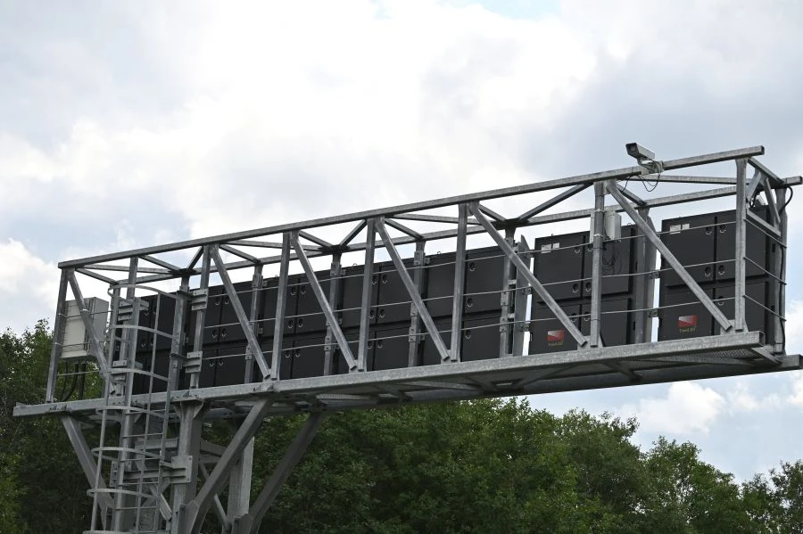 Dynamic Information Board TransLED EMP 20C