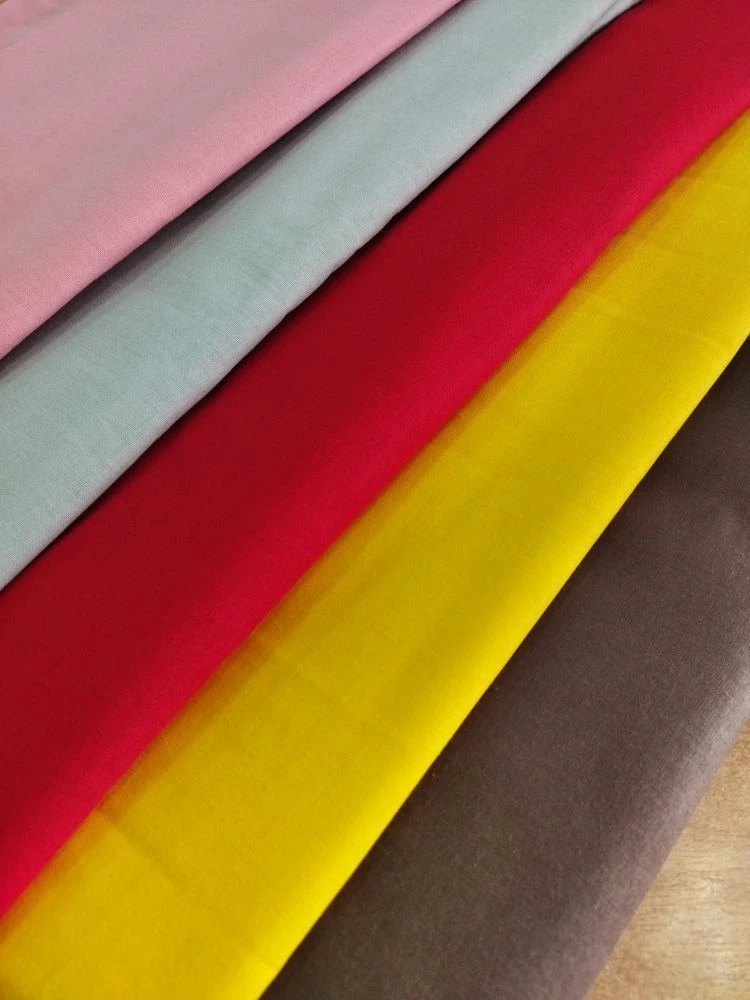 Smooth Cotton Fabric, Plain Weave, Art. 262, 142 g/m², 150 cm Wide