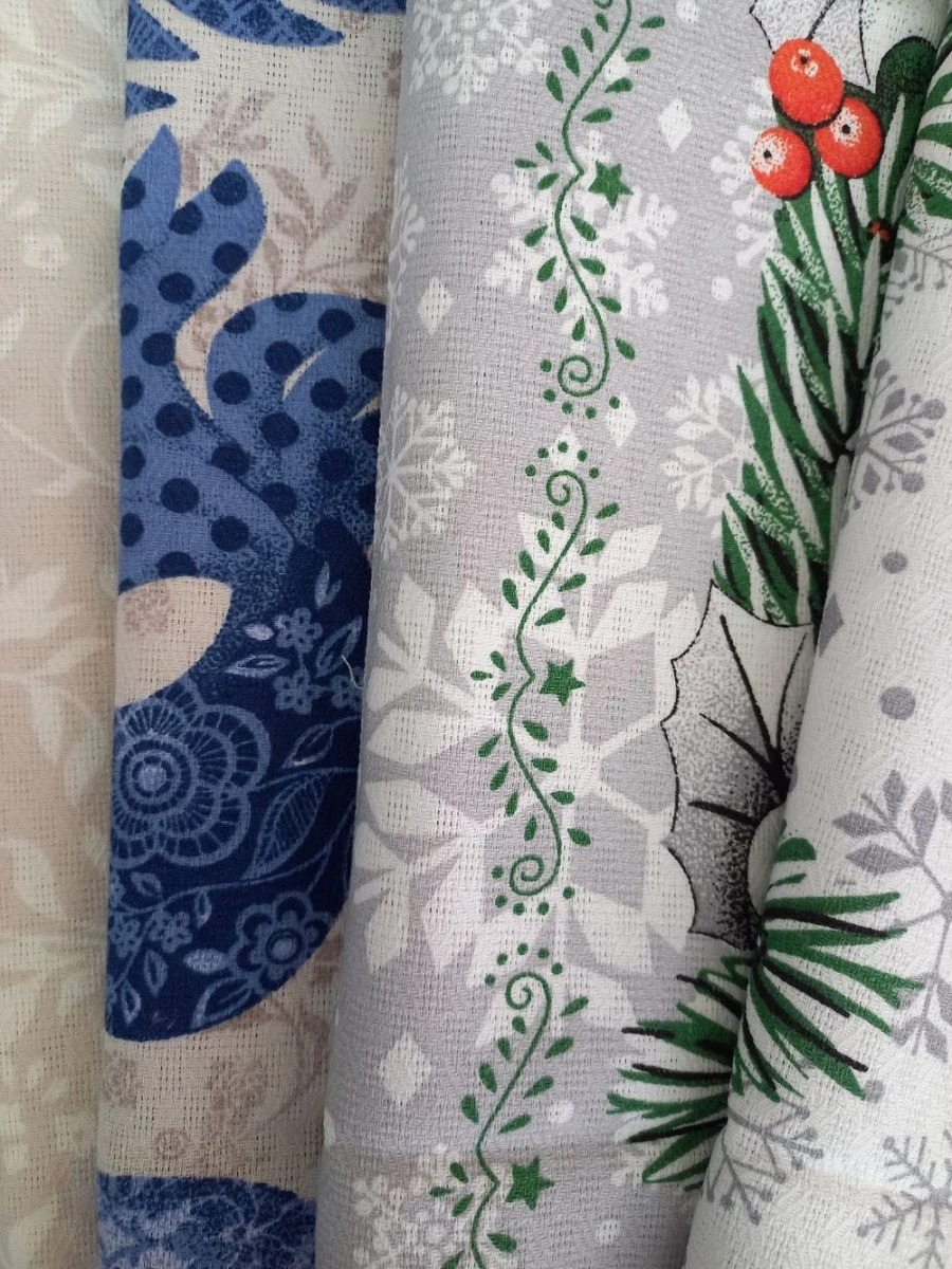 Cotton Fabric "Snowflake" with Oil and Water Repellent Coating