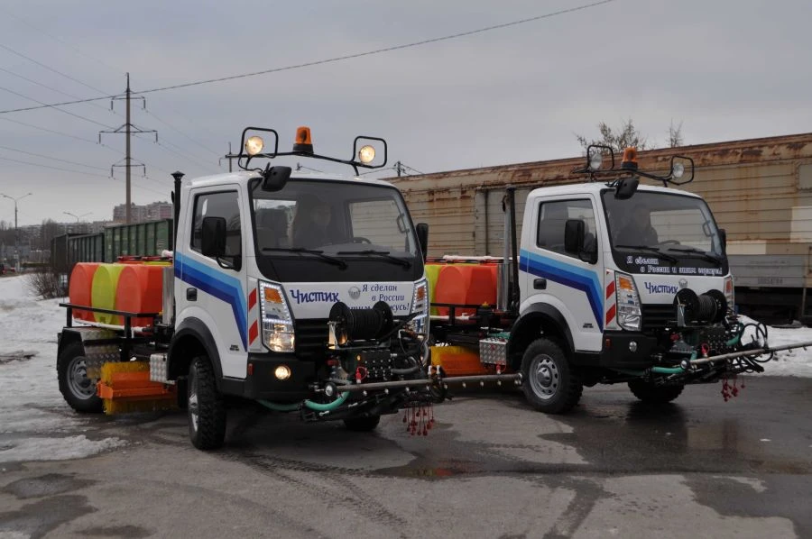 Multi-Functional Combined Machine MKM-1904-19 "Chistik" with Attachments