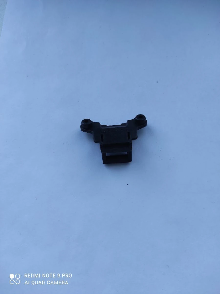 Automotive Interior Lock Tongue Stop A31R33-5303740