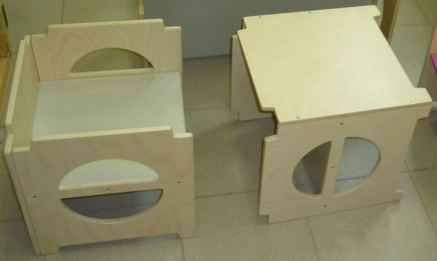 Cubic Chair-Table for Children's Play Activities