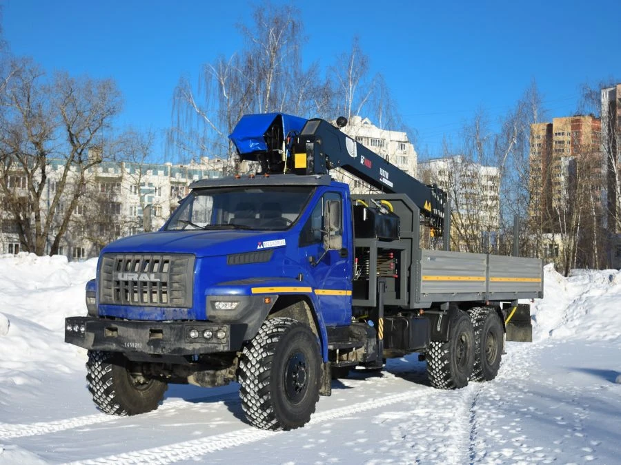 Hydraulic Loading Crane Vehicle KMA Based on URAL 5557 U0K01N-5L150