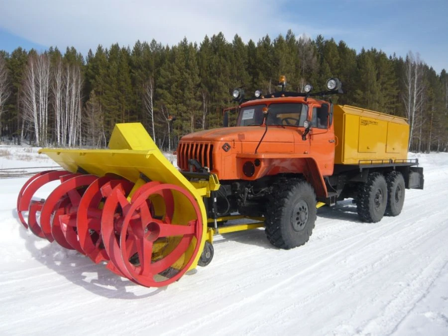 Snow Blower Rotor Type SFR-1 Model 101-SA-01-06 on URAL 4320-41 Chassis