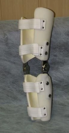 Knee Joint Stabilization Device for Mobility Support