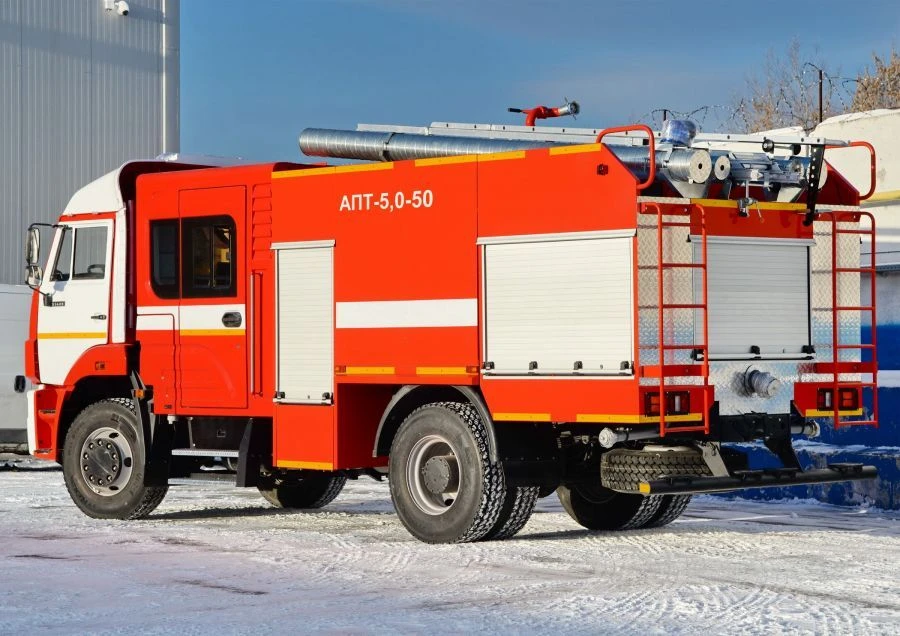 Автомобиль пенного тушения АПТ (3,0-5,0)-50, тип 58816Т, модификация АПТ (3,0-5,0)-50 (53605), на шасси КАМАЗ-53605-А5, 53605-5