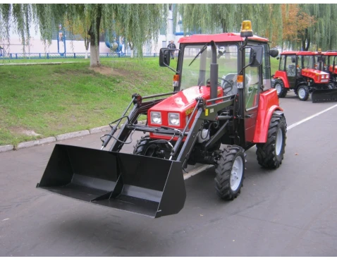 Municipal Machine for Bulk Cargo and Earthworks - Belarus-320.4ПО