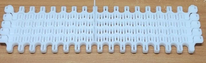 Лента модульная ML101R POM (xx X xx мм; разделитель продольный; штырь POM; клипсы)