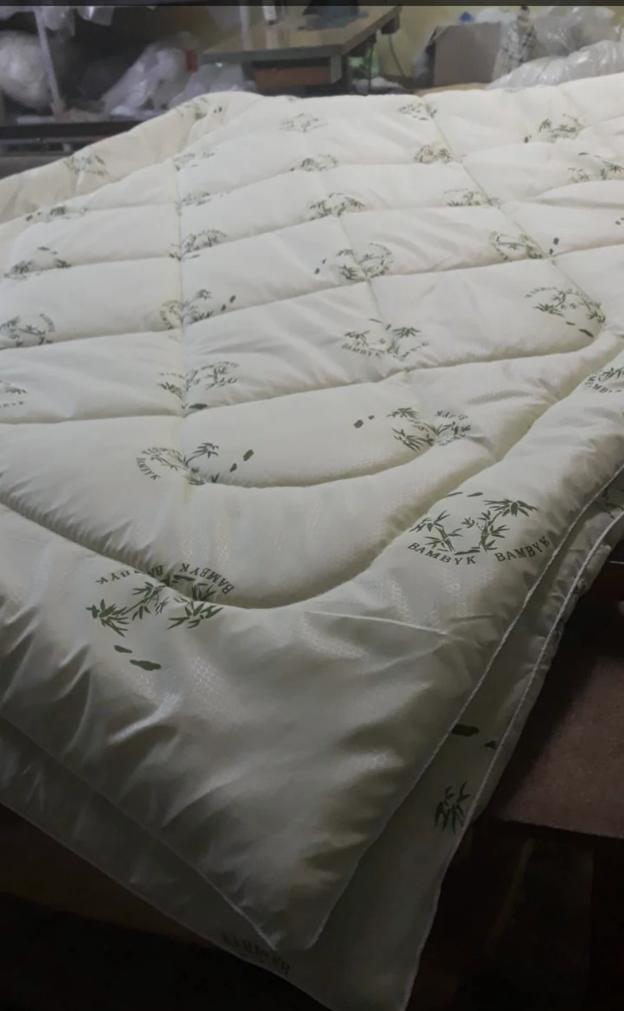 Quilted Cotton Fabric Blanket with Hollowfiber Filling