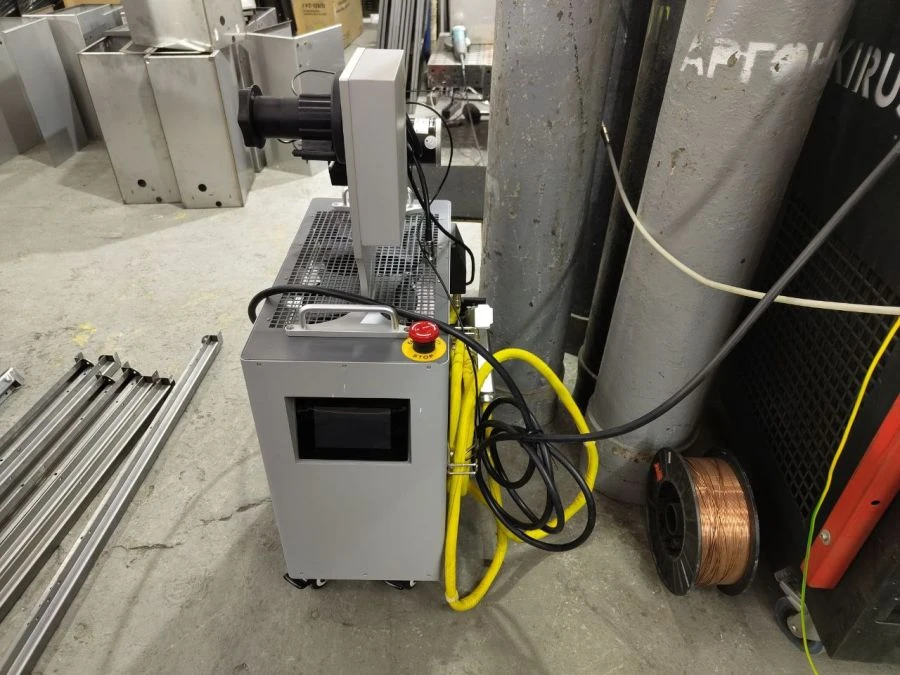 Laser Welding Machine with Air Cooling SEKIRUS 1200K