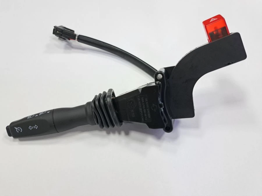 Electric Signal Light Switch for Vehicle Control UC1A11.3709100