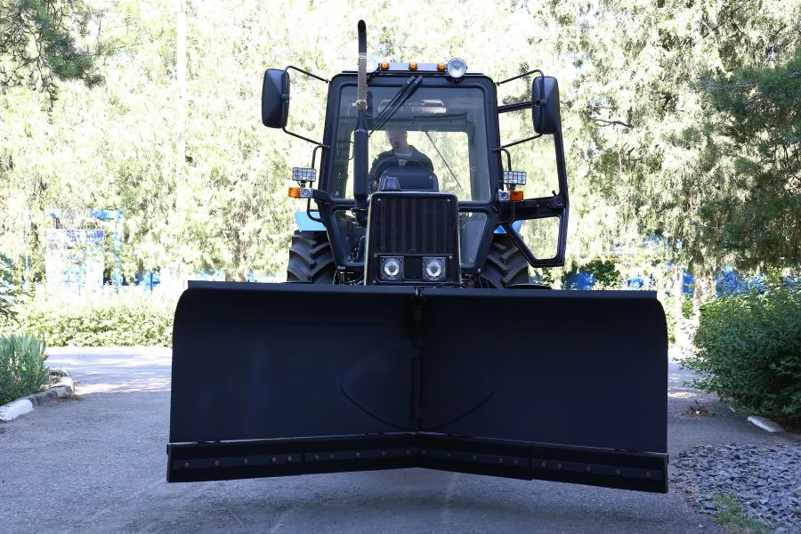 Municipal Snow Plow Attachment Babo for Street Cleaning